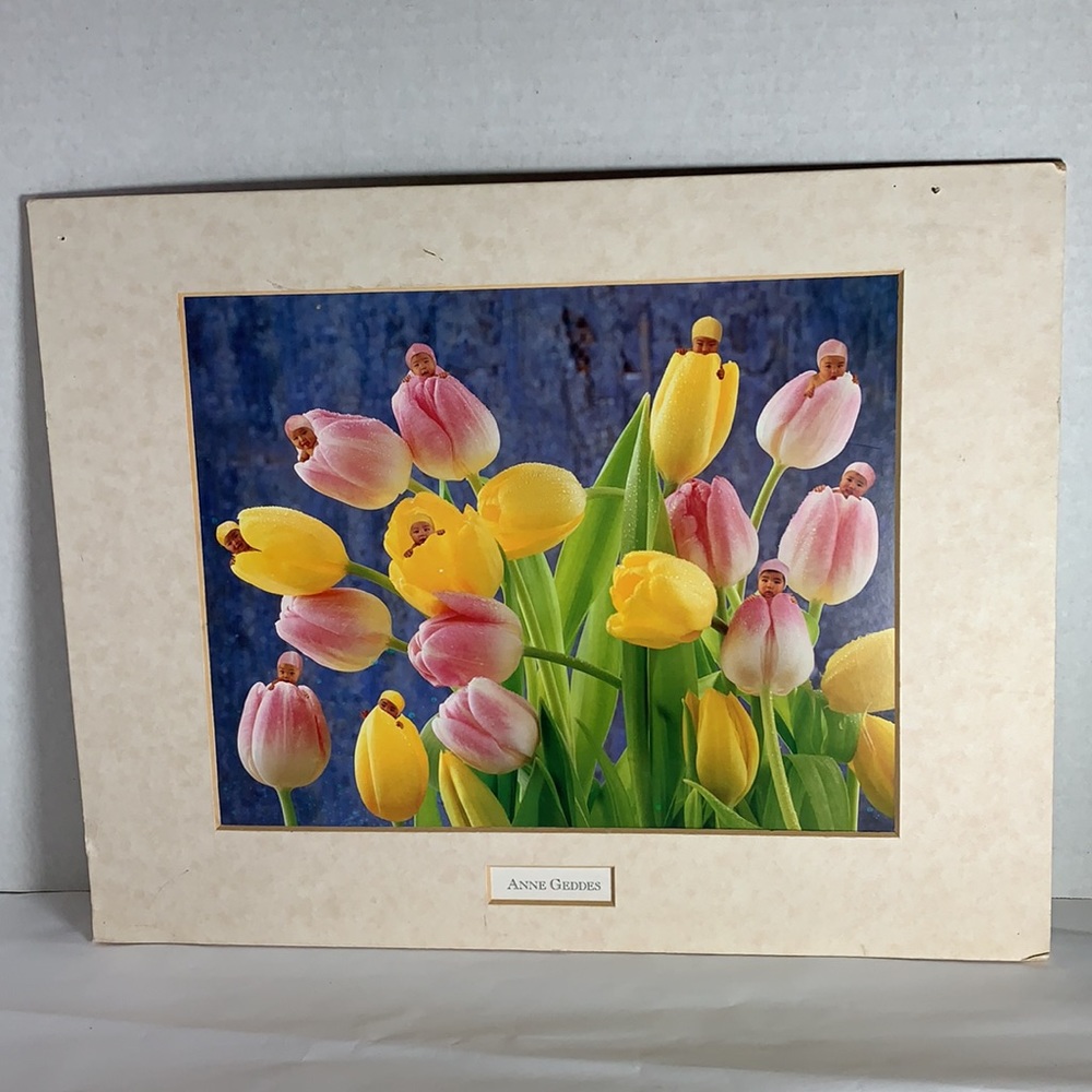 Anne Geddes Famous Babes in Tulips Print With Beige Matte 11”by14”wide EUC